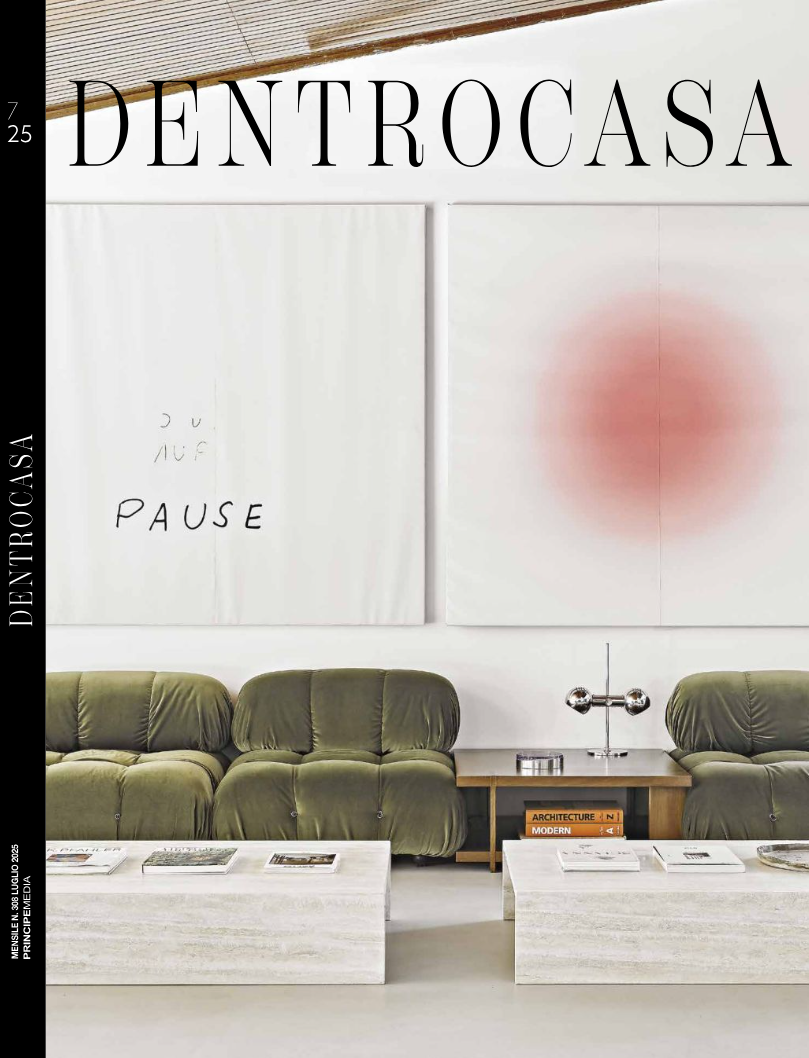 Okładka włoskiego magazynu wnętrzarskiego DENTROCASA o projekcie zrealizowanym przez Ewę Kanach
