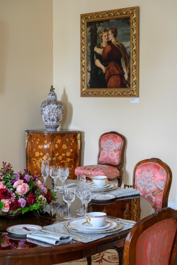 Pałac Prezydencki Krakowskie Przedmieście, Sala Jadalna, projekt dekoracji stołu, projekt tapicerki meblowej, projekt wnętrz pałacowych, projektowanie wnętrz historycznych, Projektowanie wnętrz muzealnych, Projektowanie wnętrz klasycznych,