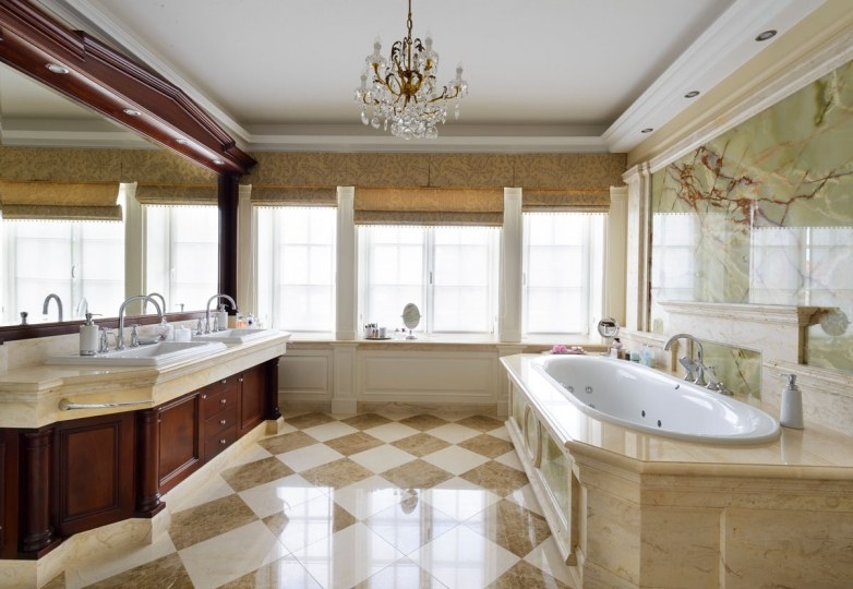 Dom z pięknym ogrodem