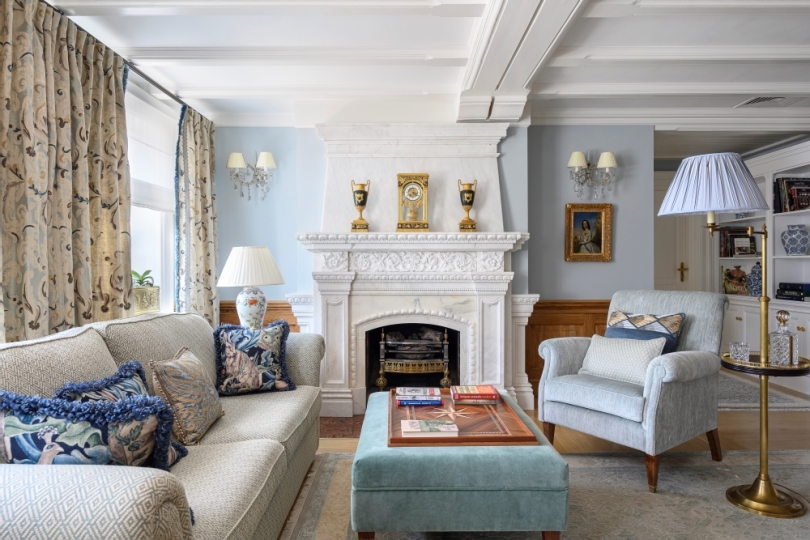 Projektowanie dywanów na zamówienie, projektowanie mebli na zamówienie, projektowanie wnętrz  stylowych, projektowanie wnętrz klasycznych, projektowanie mebli tapicerowanych, projektowanie dekoracji okiennych zasłon i firanek