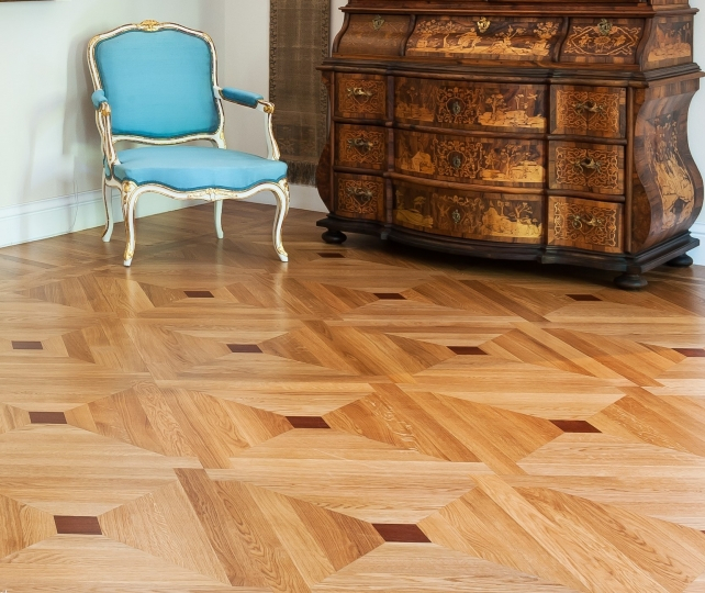 Podłogi i okładziny