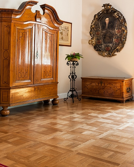 Podłogi i okładziny