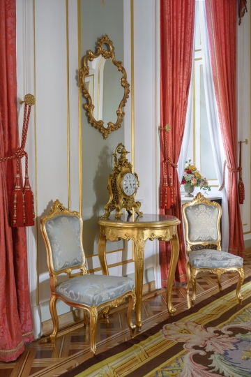 Pałac Prezydencki Krakowskie Przedmieście, Sala Rococo, Projekt tapicerki meblowej, projekt dekoracji okiennych, projekt wnętrz pałacowych, projektowanie wnętrz historycznych, Projektowanie wnętrz muzealnych, Projektowanie wnętrz klasycznych,