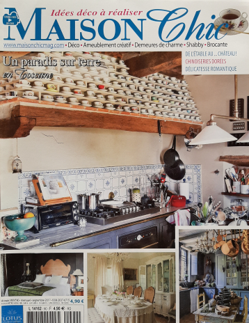 Okładka włoskiego magazynu wnętrzarskiego Maison Chic o projekcie zrealizowanym przez Ewę Kanach